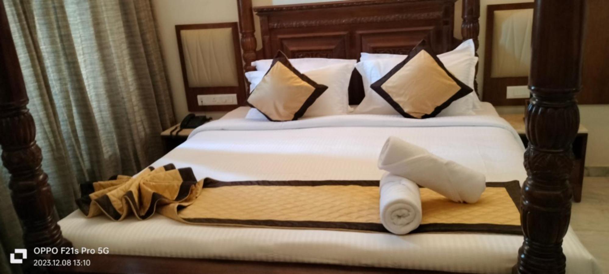 Hotel Saratharajans Madurai Buitenkant foto