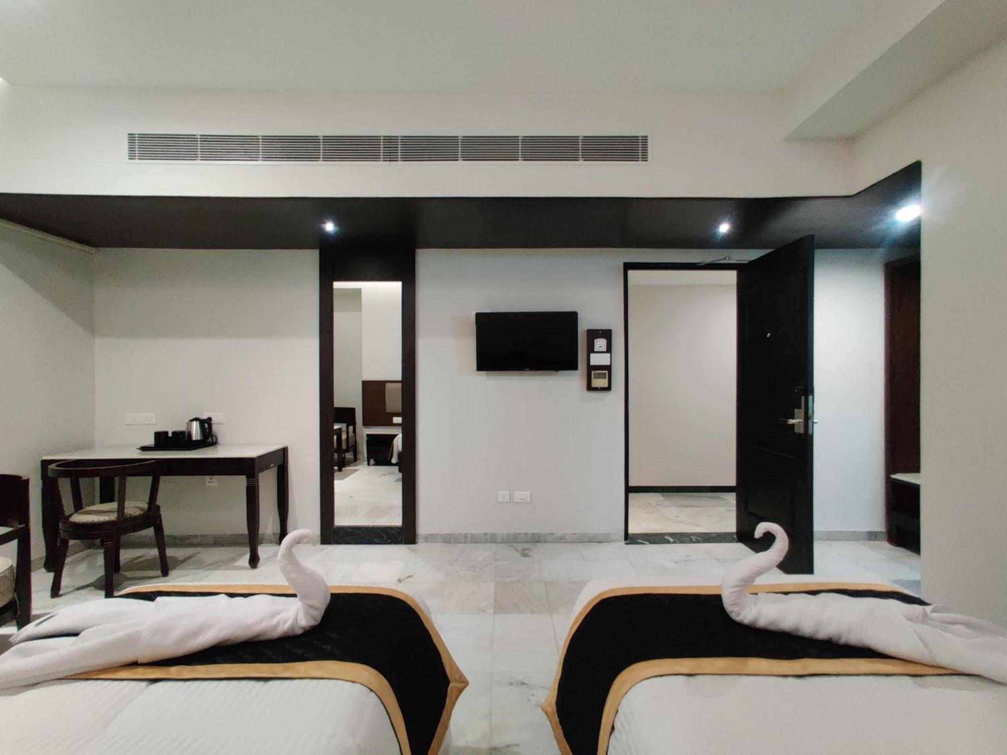 Hotel Saratharajans Madurai Buitenkant foto